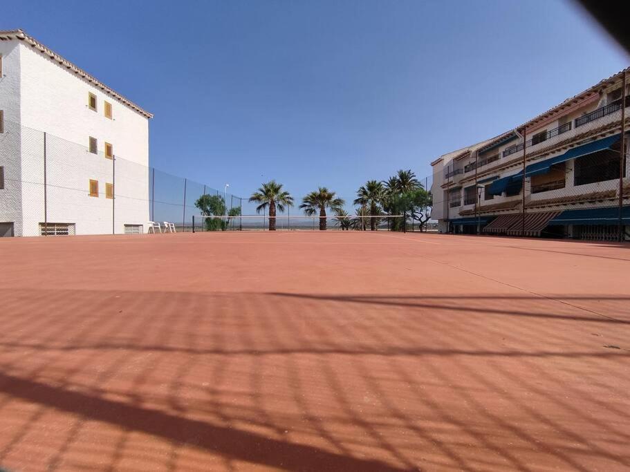 Apartamento Comodo A 300 Metros De La Playa Santa Pola Exterior foto